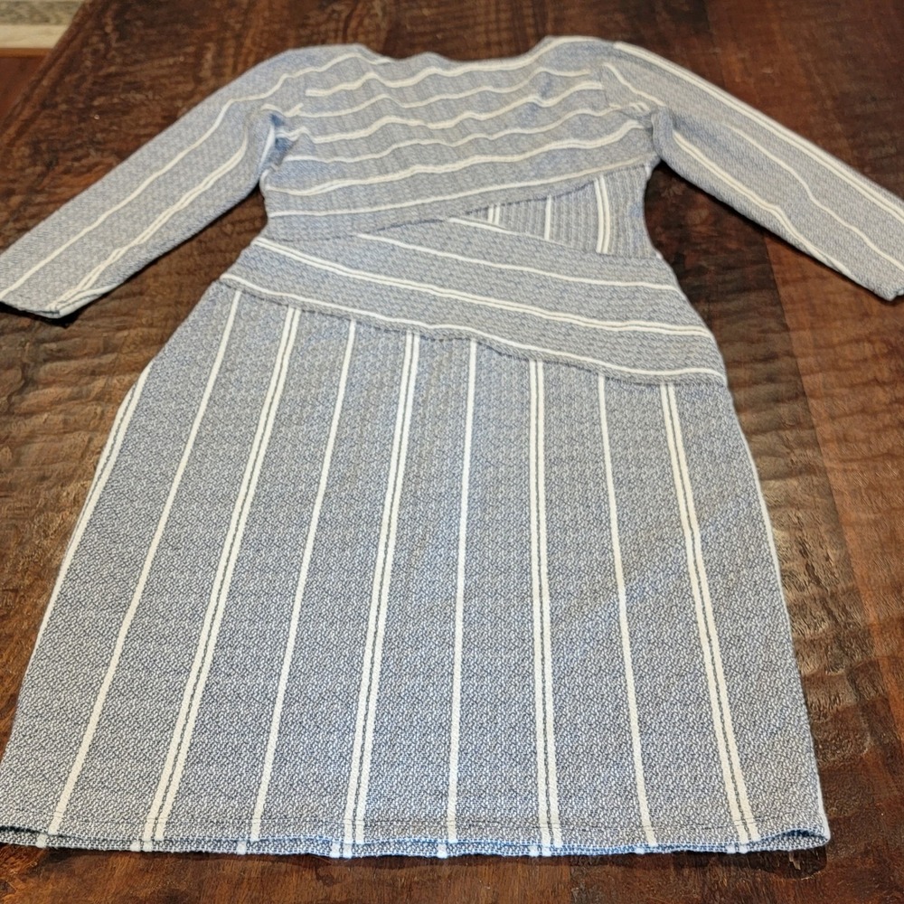 Maeve Anthropologie Wrap Dress Blue White Striped Long Sleeve Women's Size Small - Picture 2 of 10